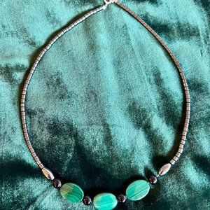 Necklace of Malachite, jet and silver stone